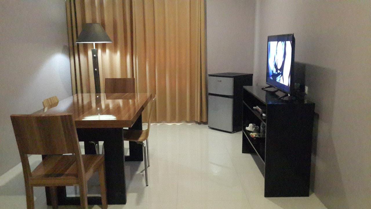 Ybc Grand Hotel Olongapo Buitenkant foto