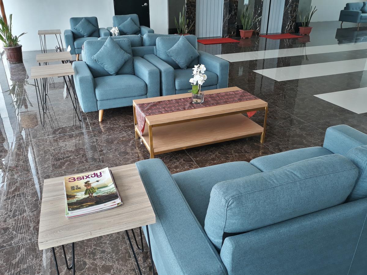 Ybc Grand Hotel Olongapo Buitenkant foto
